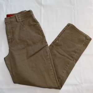 Gloria Vanderbilt High Waisted Jeans